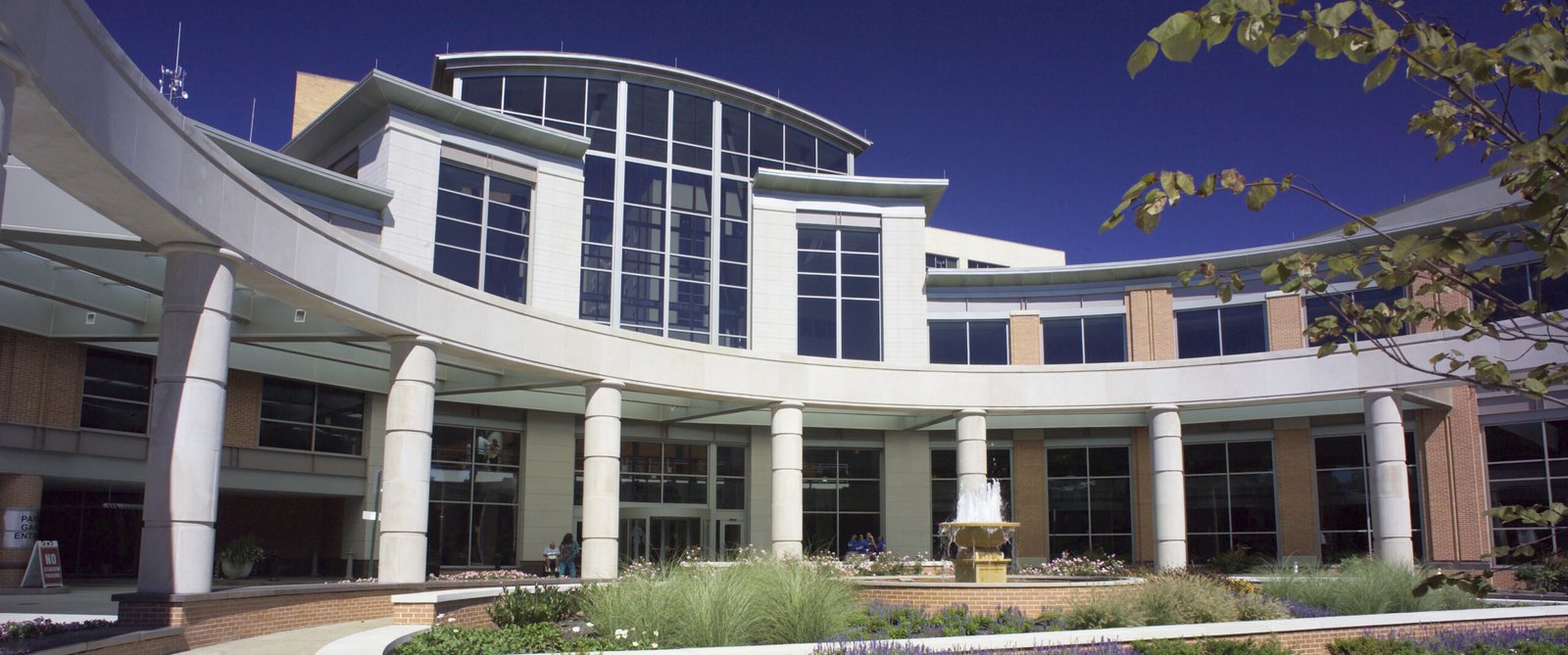 Lancaster General Hospital Entrance