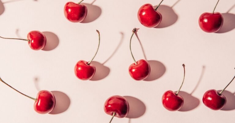 9 Fruits That Fight Inflammation Naturally — and Why Dietitians Swear by Them
