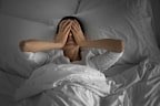 A consistent wake-up time is easier for us to control because sleepiness relies on our body clock.