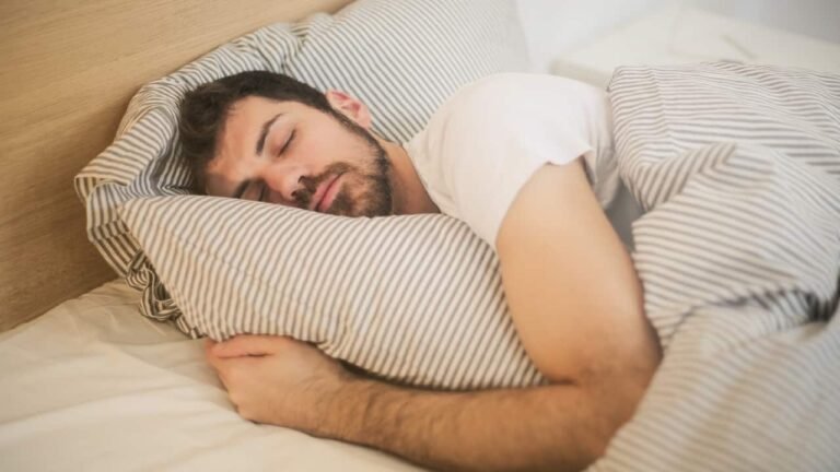 5 nutritional shifts to improve sleep quality and support full recovery- Moneycontrol.com