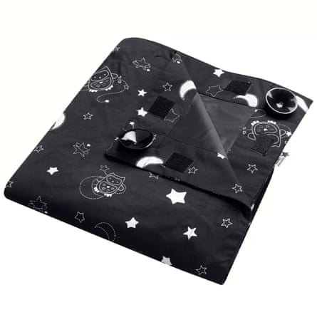 Tommee Tippee Ollie the Owl Gro Anywhere blackout Blind