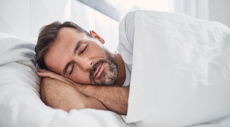 Study Finds Losing Just 80 Minutes of Sleep May Cause Weight Gain and Slow Fat Loss - Muscle & Fitness