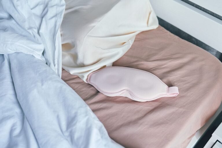 5 Unexpected Things a Sleep Doctor Taught Me About Better Sleep