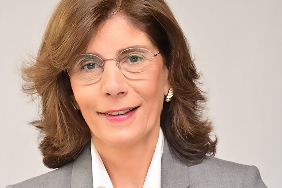 Pinelopi Koujianou Goldberg