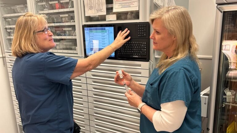 Hundreds of American nurses choose Canada over the U.S. under Trump