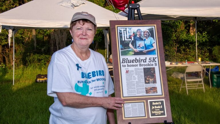 Bluebird 5K Run on Labor Day raises awareness about suicide prevention Bluebird 5K Run on Labor Day raises awareness about suicide prevention