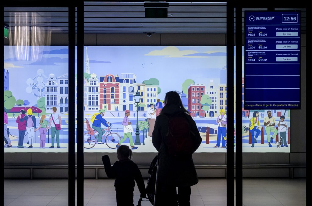 AMSTERDAM - De nieuwe ingang van de UK Terminal op Amsterdam Centraal Station. Vanuit de Eurostar-terminal kunnen treinreizigers weer rechtstreeks van Amsterdam naar Londen reizen. ANP RAMON VAN FLYMEN