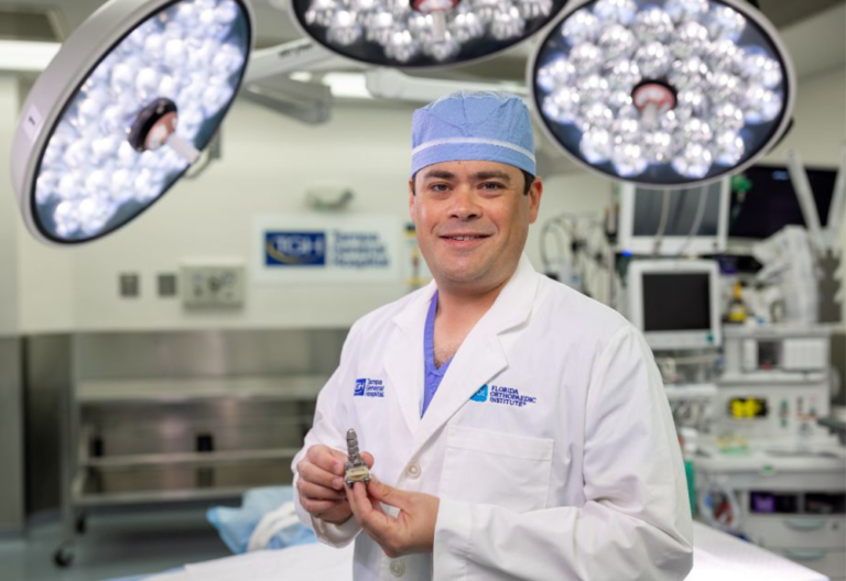 USF Health, Tampa General Hospital and Florida Orthopaedic Institute are first in Florida to perform total ankle replacement with new FDA-approved implant USF Health, Tampa General Hospital and Florida Orthopaedic Institute are first in Florida to perform total ankle replacement with new FDA-approved implant