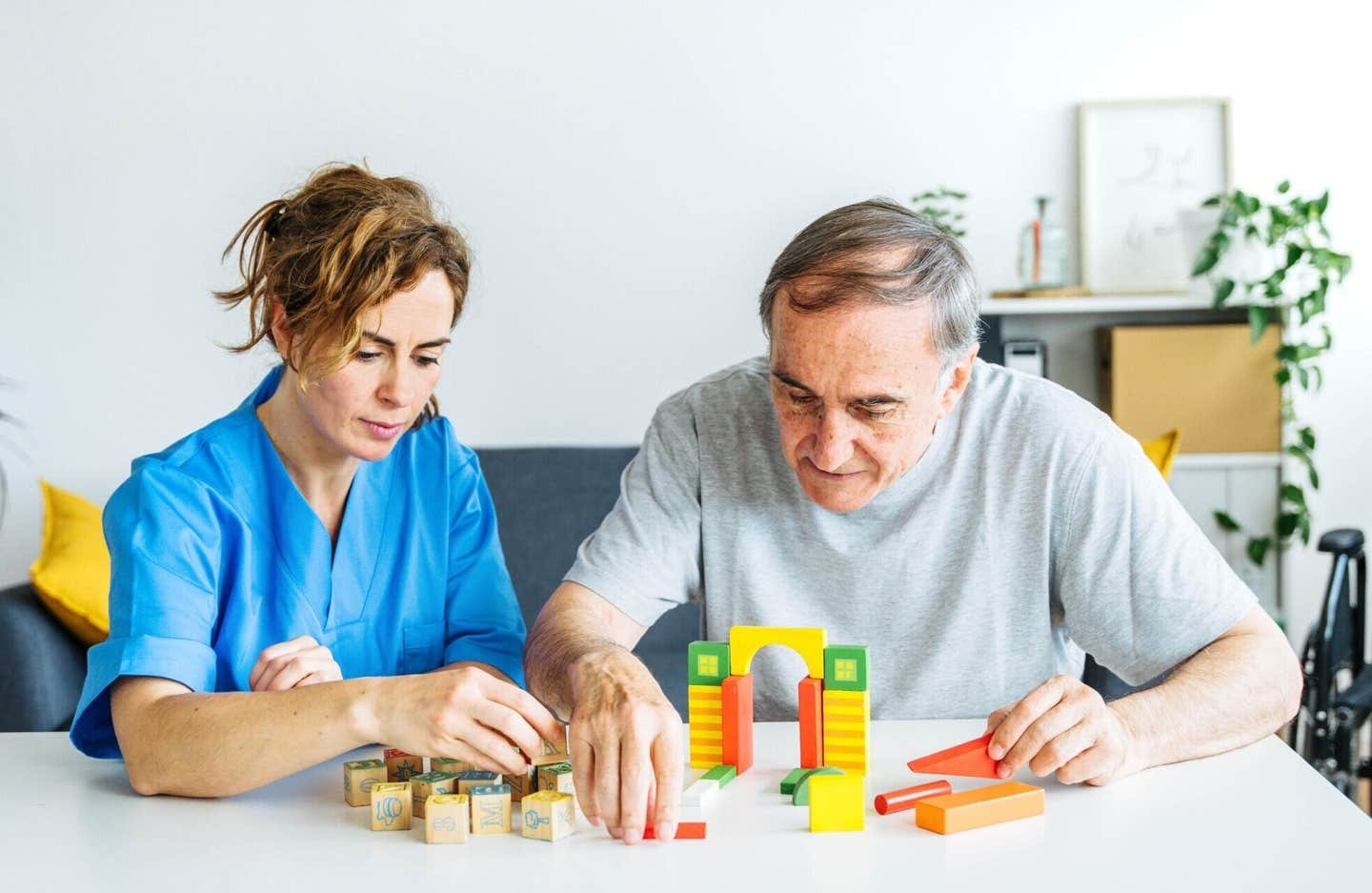 A nationwide Swedish study found newer blood thinners were linked with slower cognitive decline in Alzheimer’s patients with atrial fibrillation.
