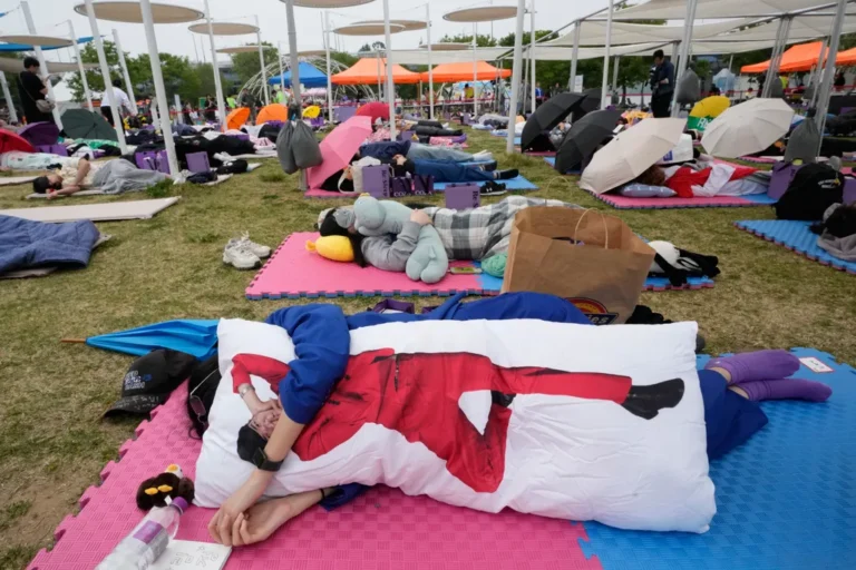 The Sleep Deprivation Epidemic Threatens Global Health and the Economy The Sleep Deprivation Epidemic Threatens Global Health and the Economy