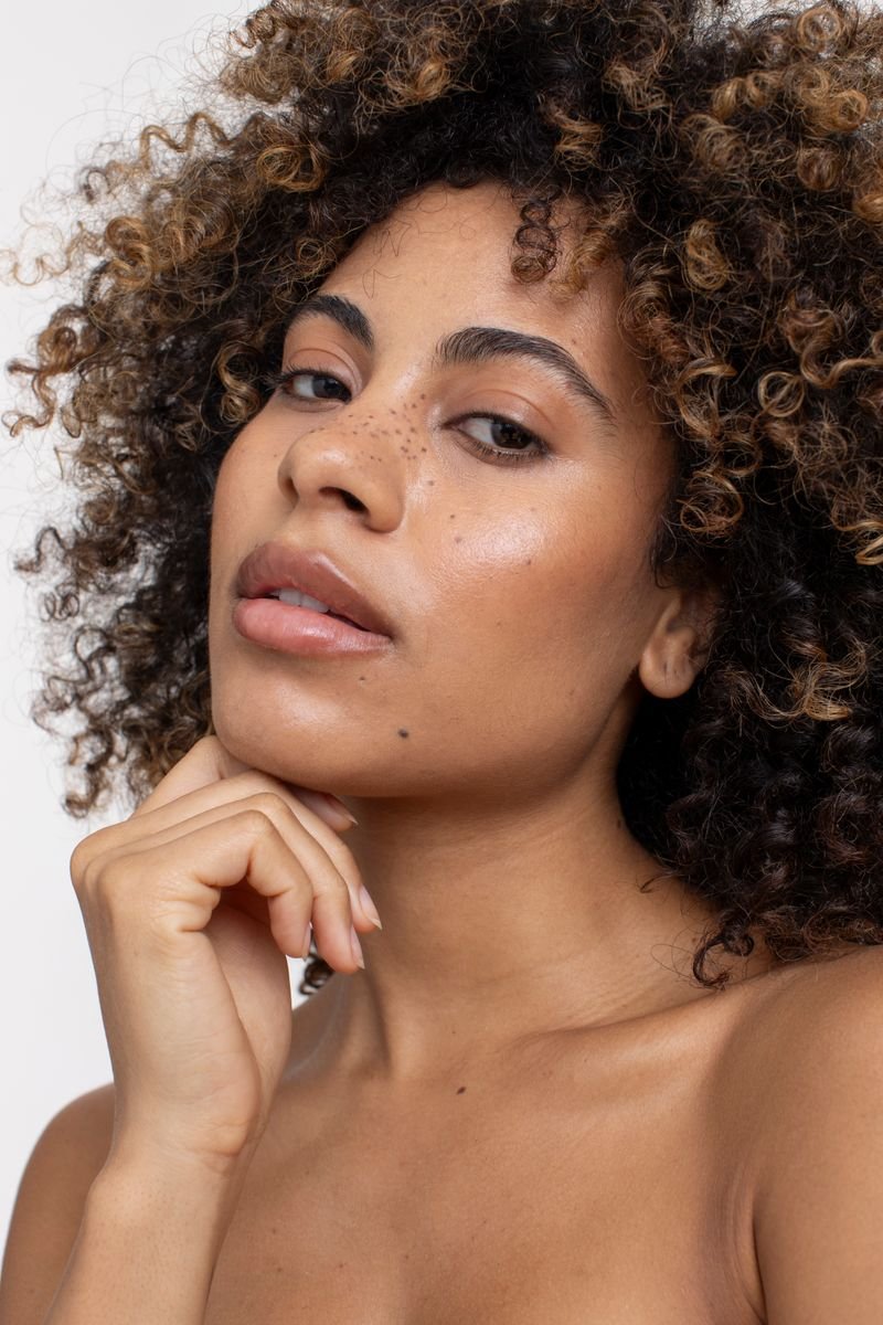 There's a clear transition in skin priorities around age 30. Before this milestone, most people are primarily concerned with acne, blemishes, enlarged pores, and blackheads.