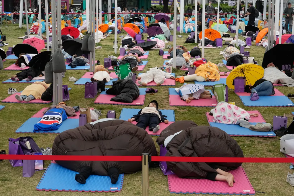 Dozens of participants in a nap competition in Seoul, South Korea, Saturday (2/5/2026).