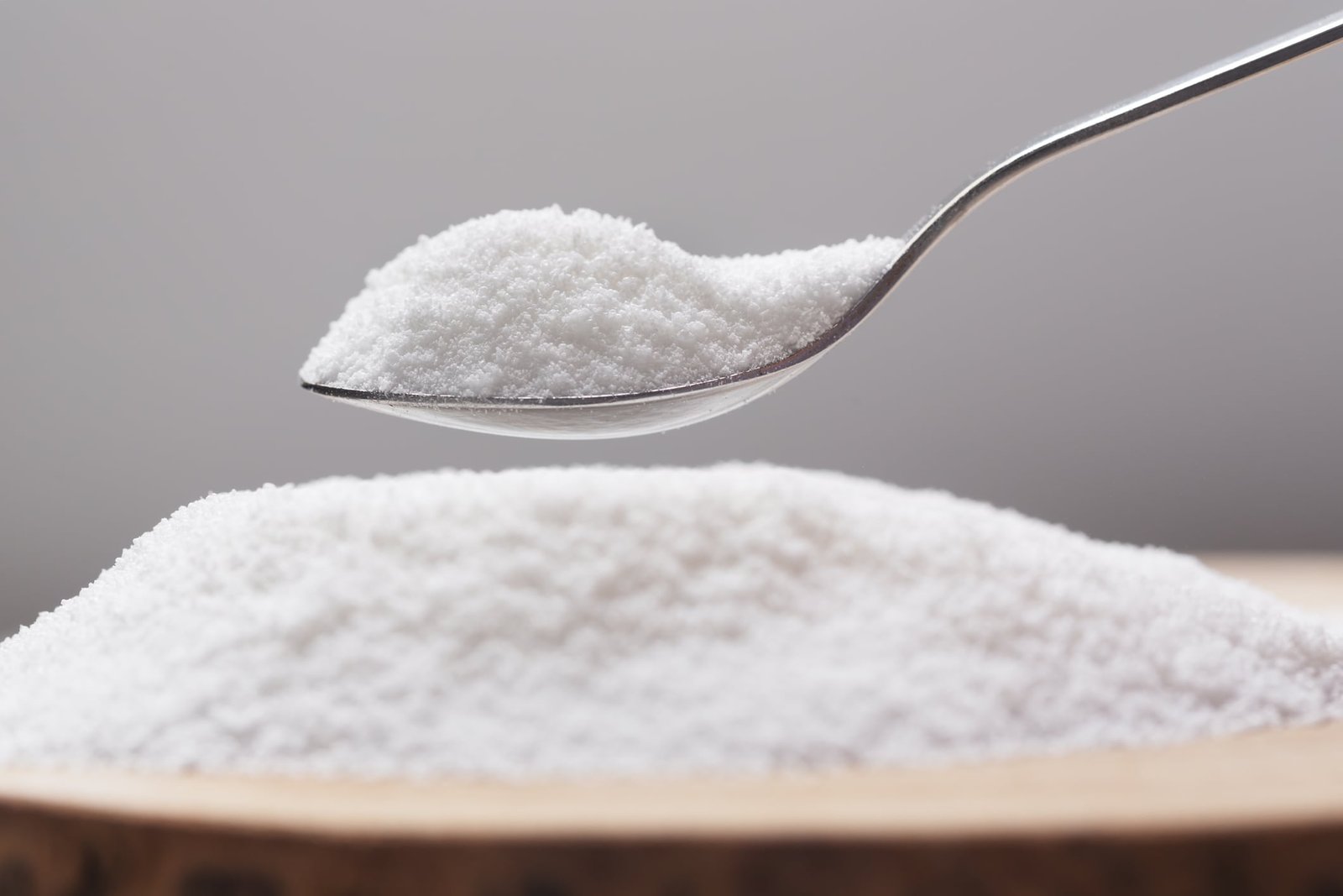Sweetener on a teaspoon