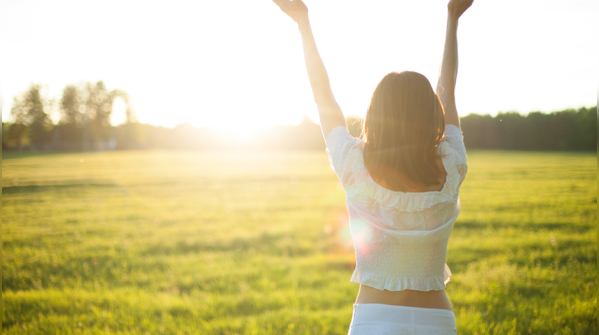 Hyderabad doctor explains why morning sunlight supports sleep and metabolic health, while midday exposure is more effective for vitamin D production.
