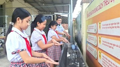 World Handwashing Day, October 15th: Don't forget when you need to wash your hands.
