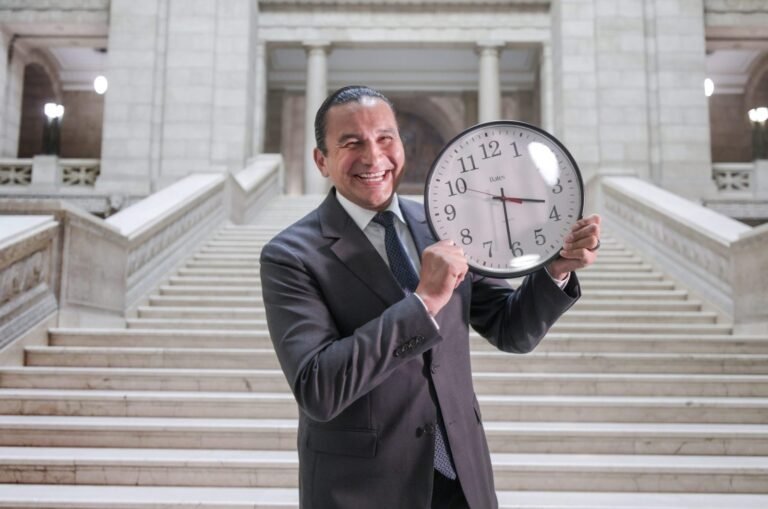 Daylight saving time could have effects on sleep, mental health, economy