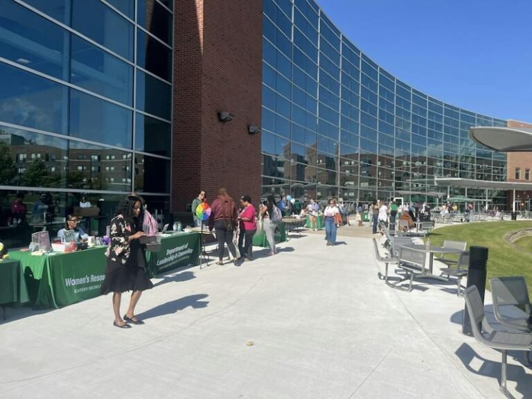 EMU Mental Health and Wellness Fair highlights campus, local resources EMU Mental Health and Wellness Fair highlights campus, local resources