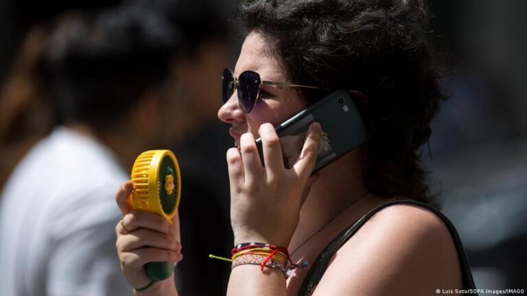 Recycling e-vapes, smartwatches could reduce Europe's dependence on foreign powers for critical minerals