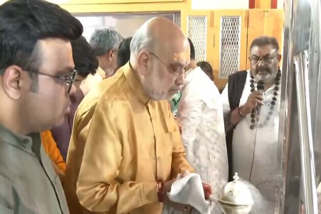 Amit Shah, Jay Shah offer prayers at Bahuchar Mata Temple with family