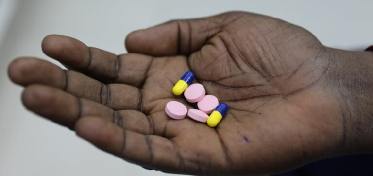 Sugary foods while on antibiotics may harm gut bacteria, study finds | The Eastleigh Voice