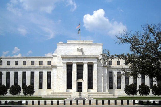US, European watchdogs intensify scrutiny of AI risks at banks